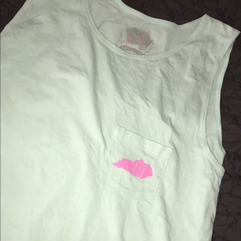Lauren James state pocket tee